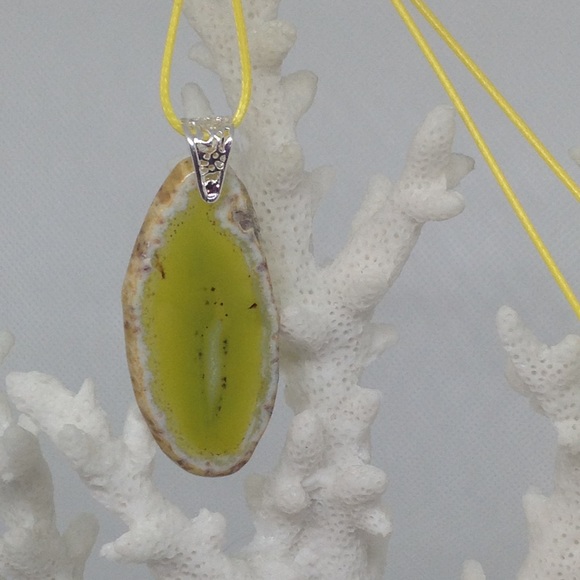 Slice Crystal Agate Necklace on Waxed Cotton Cord - Picture 5 of 12